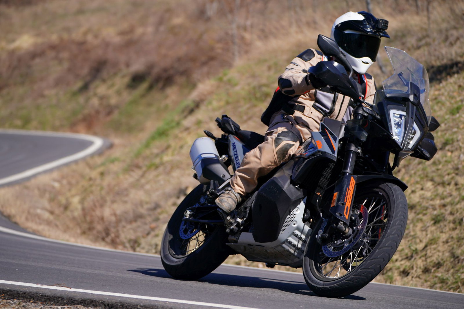 Metzeler Tourance Next2 | On-road adventure motorcycle review
